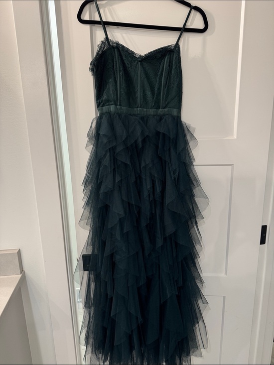 Chelsea28 Dresses & Skirts - Beautiful gown with tulle skirt